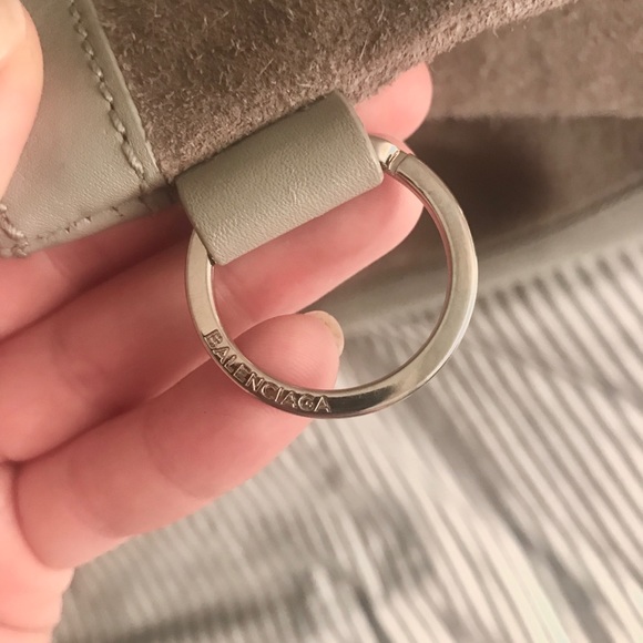 BALENCIAGA LIMITED EDITION SUEDE LEATHER CLUTCH - Picture 2 of 5